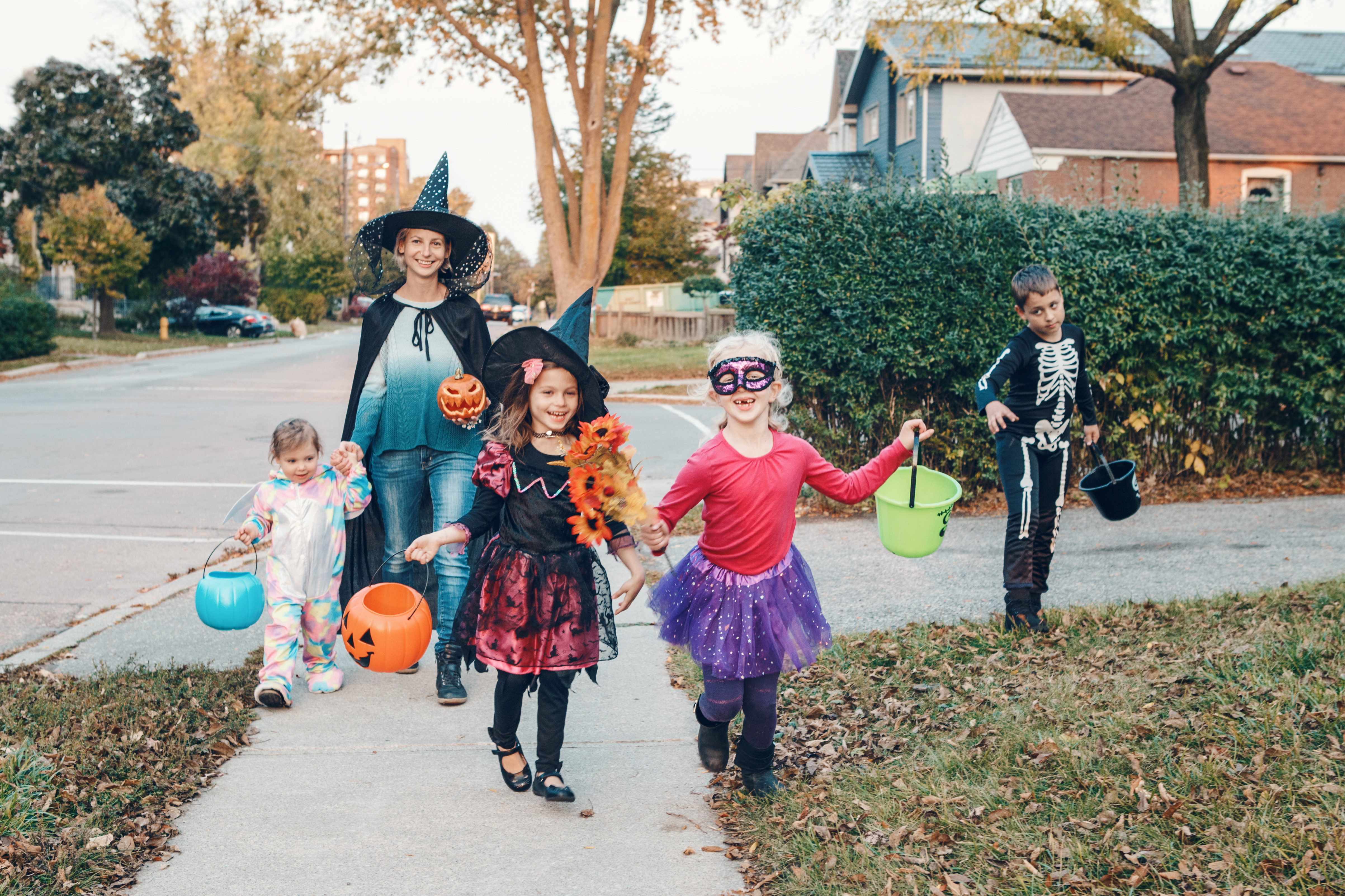 Halloween Scavenger Hunt Ideas