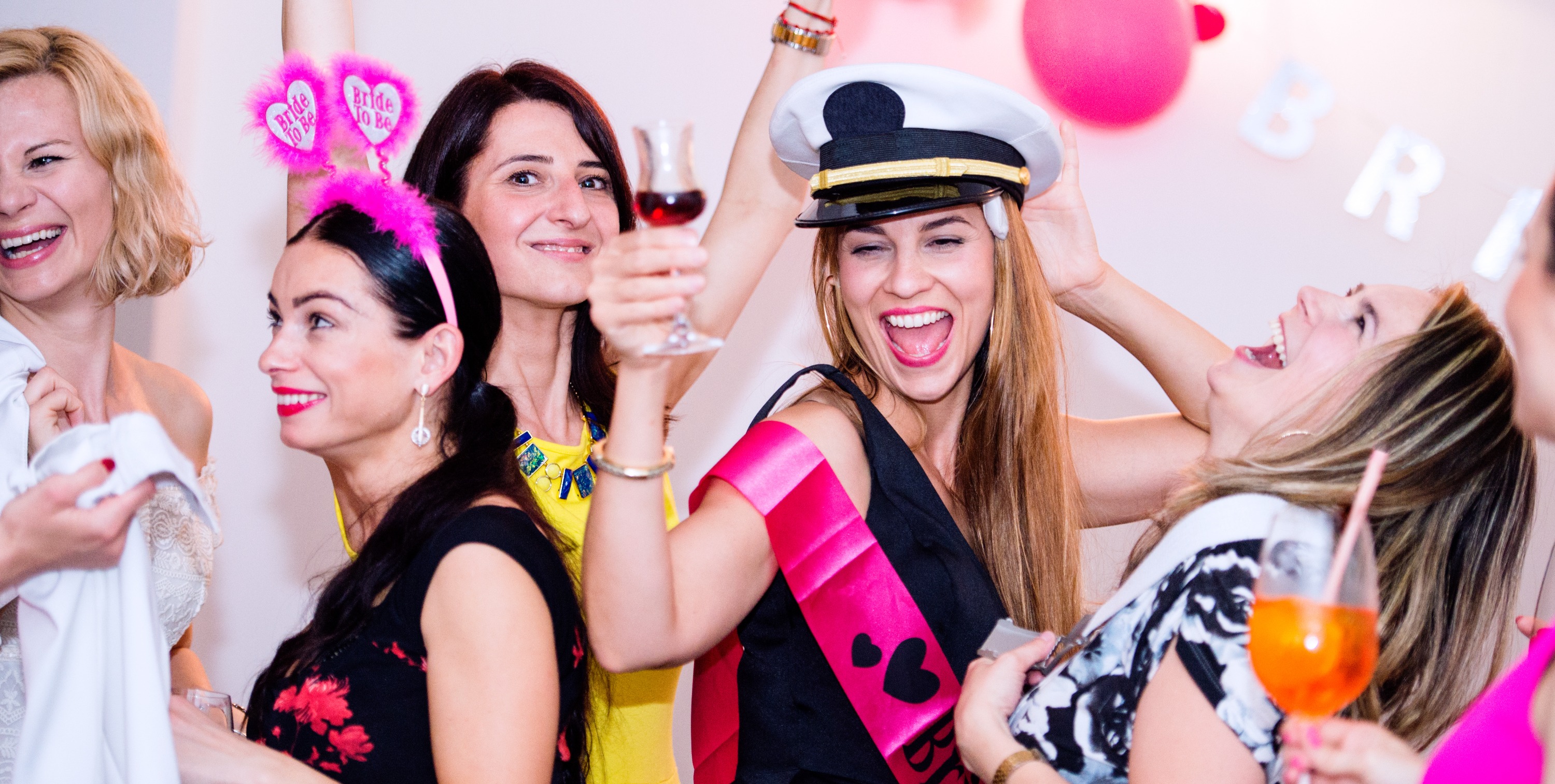 Hen Party Scavenger Hunt